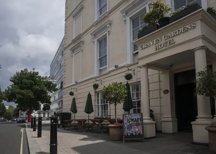Smart Hyde Park View Hostel London